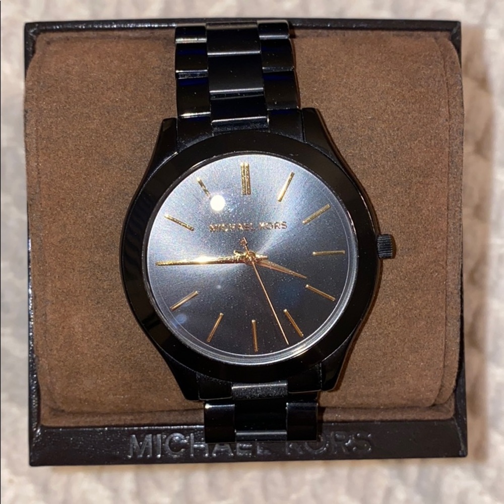 Michael Kors slim Runaway watch